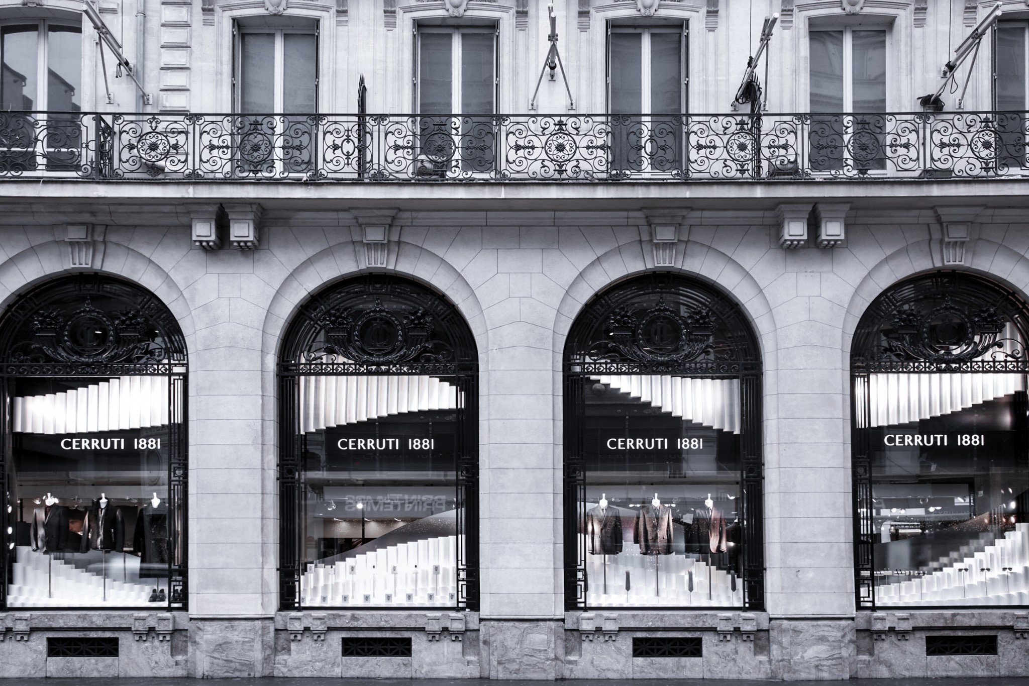 Glass In Motion loves … Cerruti 1881 opens new boutique in Paris