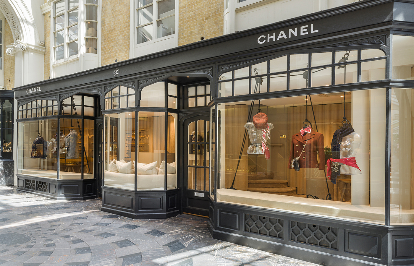 Chanel launches eyewear e-commerce in the UK - The Glass Magazine