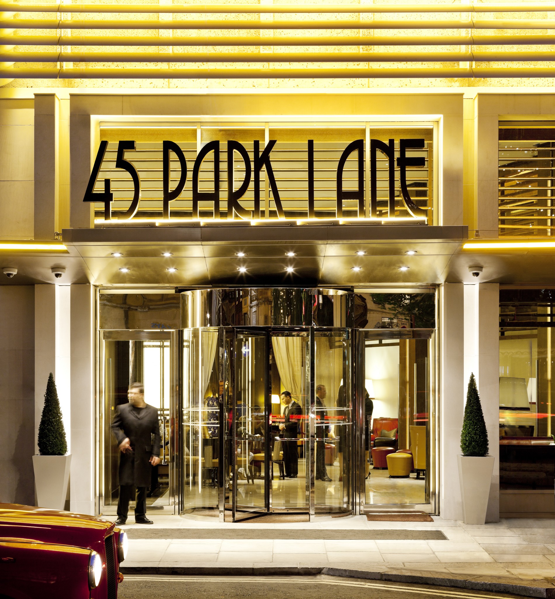 argentinean-chef-francis-mallmann-makes-his-debut-in-london-the-glass