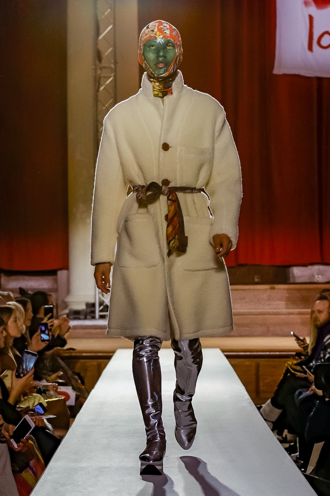 LFW AW19/20: Vivienne Westwood - The Glass Magazine