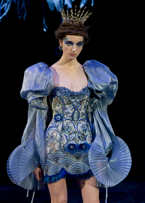 Glass meets legendary Chinese couturier Guo Pei - The Glass Magazine