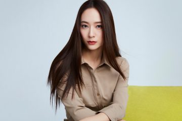 Charles and Keith Krystal Feature