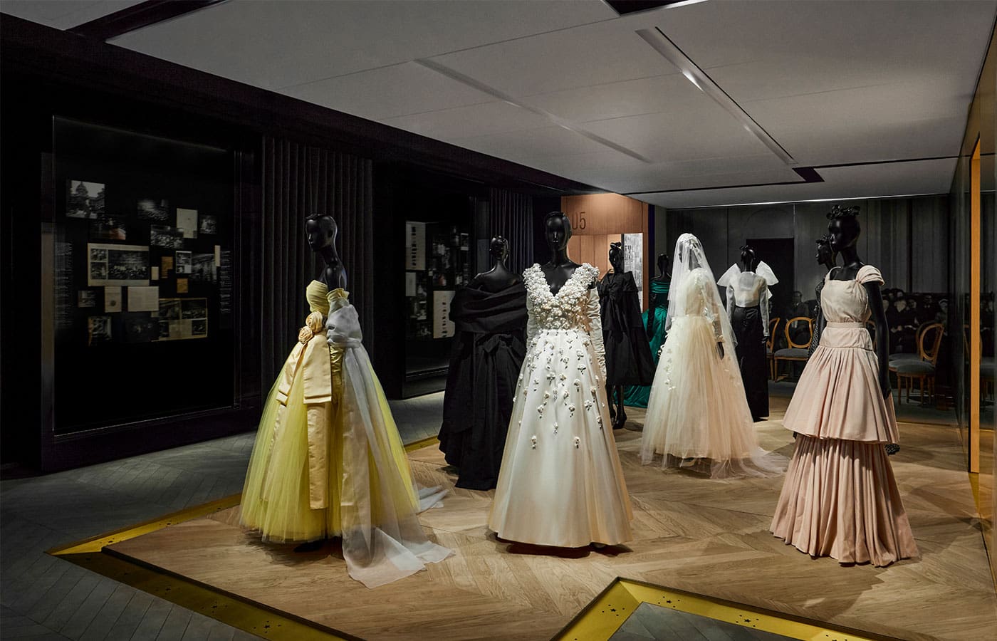 Dior unveils a sparkling exhibition in celebration of The New Look